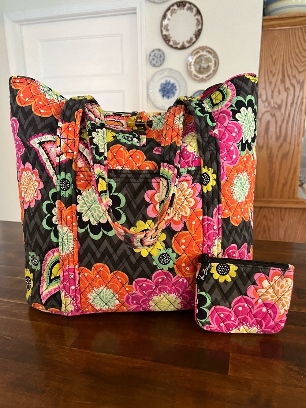 Vera Bradley Ziggy Zinnia Toggle Top Large Tote & Coin Purse